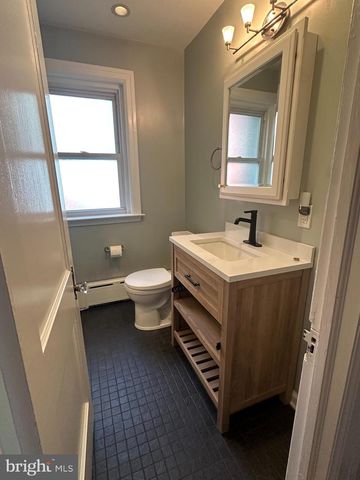 817 N HARRISON ST, Wilmington, DE 19806