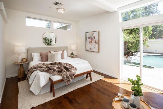 1023 Roosevelt Avenue, Redwood City, CA 94061