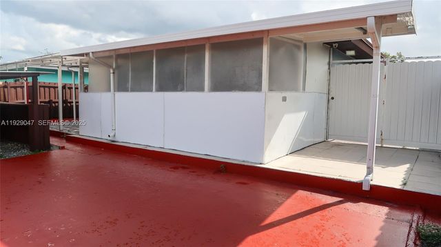 3109 NW 64 st, Miami, FL 33147