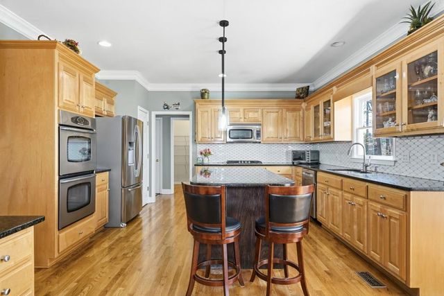 5509 Hedge Brooke Drive NW, Acworth, GA 30101