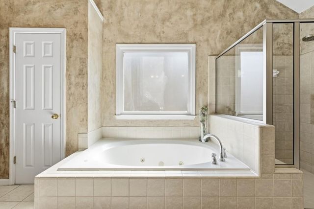 5509 Hedge Brooke Drive NW, Acworth, GA 30101