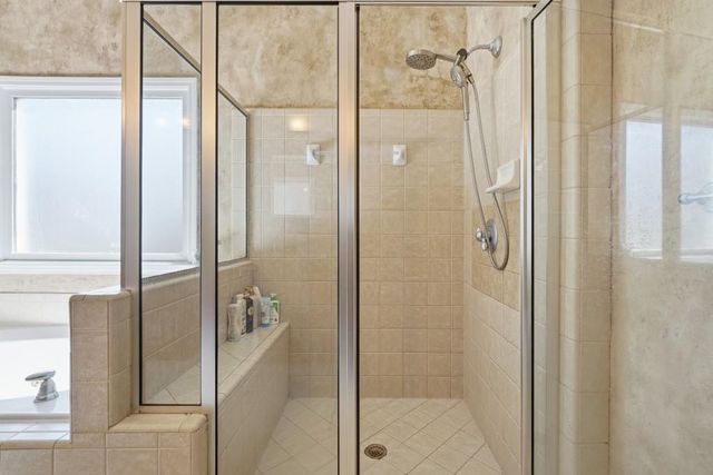 5509 Hedge Brooke Drive NW, Acworth, GA 30101