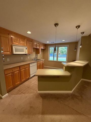 5509 Hedge Brooke Drive NW, Acworth, GA 30101