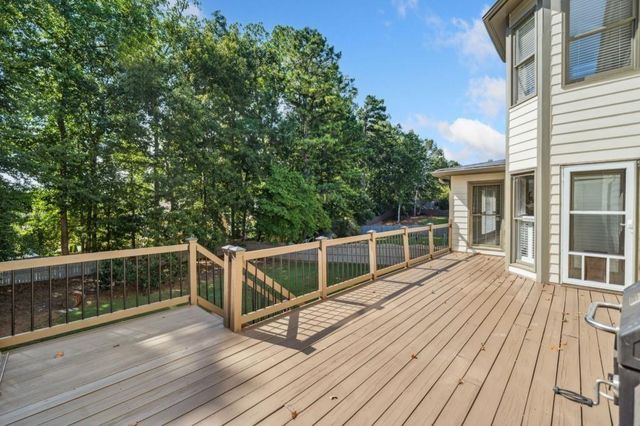 5509 Hedge Brooke Drive NW, Acworth, GA 30101