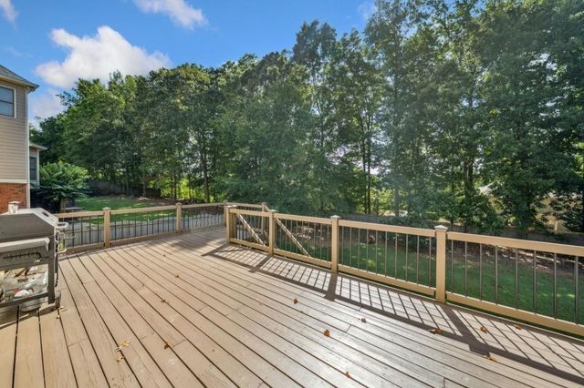 5509 Hedge Brooke Drive NW, Acworth, GA 30101