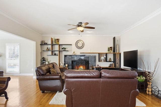 5509 Hedge Brooke Drive NW, Acworth, GA 30101