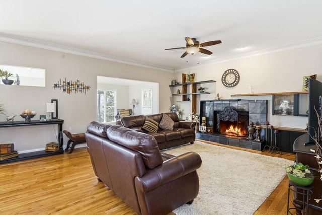 5509 Hedge Brooke Drive NW, Acworth, GA 30101