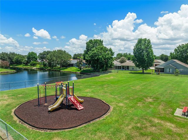 2944 COOL BREEZE CIRCLE, St Cloud, FL 34769