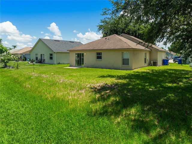 2944 COOL BREEZE CIRCLE, St Cloud, FL 34769