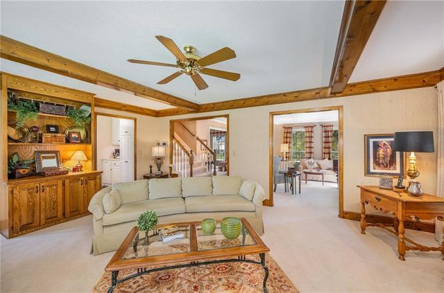 16970 Grandview Street, Overland Park, KS 66085