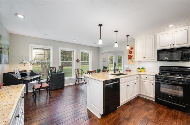 16970 Grandview Street, Overland Park, KS 66085