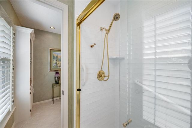 16970 Grandview Street, Overland Park, KS 66085