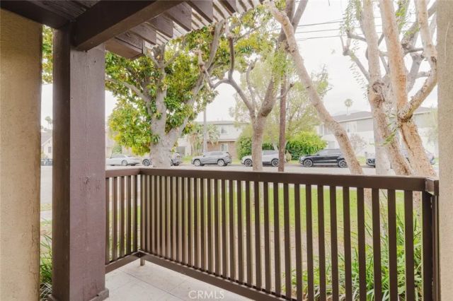 1245 Grandview Avenue 4, Glendale, CA 91201
