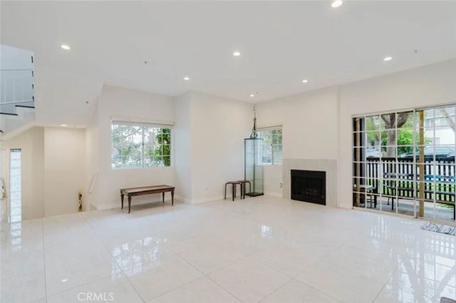 1245 Grandview Avenue 4, Glendale, CA 91201