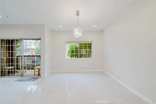 1245 Grandview Avenue 4, Glendale, CA 91201