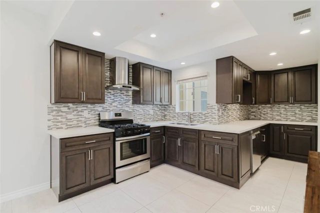 1245 Grandview Avenue 4, Glendale, CA 91201