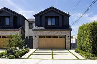 161 Cecil #B Place, Costa Mesa, CA 92627