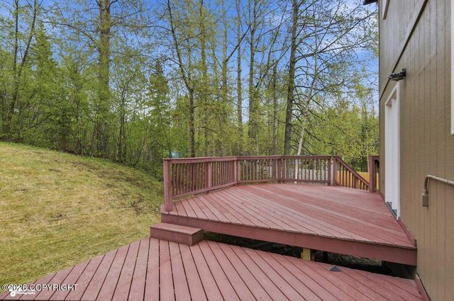 3390 Whiteney Circle, Anchorage, AK 99516