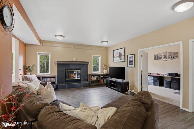 3390 Whiteney Circle, Anchorage, AK 99516