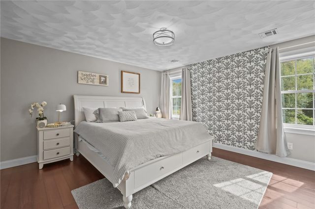 105 Amy Drive, Cranston, RI 02921