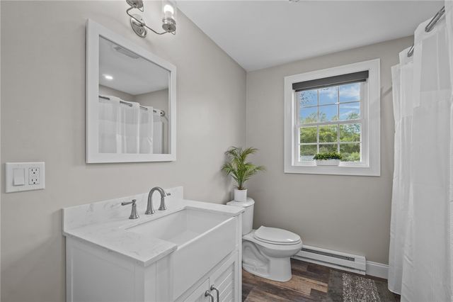 105 Amy Drive, Cranston, RI 02921