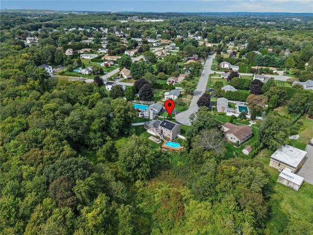 105 Amy Drive, Cranston, RI 02921