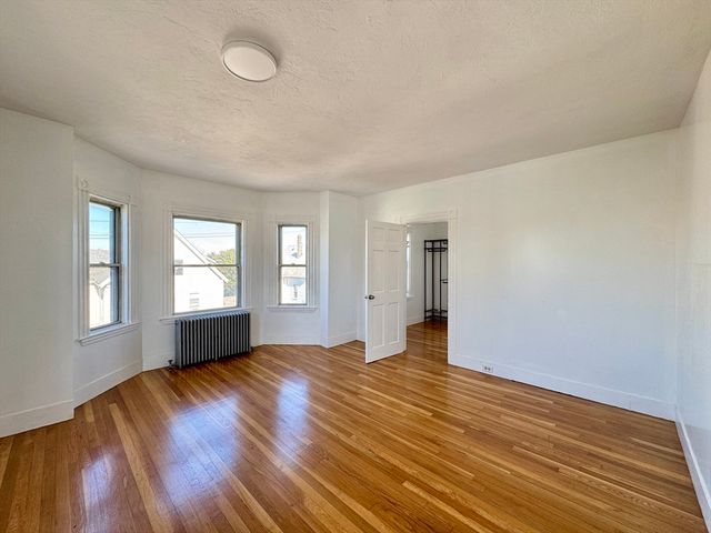 33 Hollis Ave 3, Quincy, MA 02171