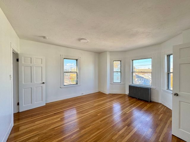 33 Hollis Ave 3, Quincy, MA 02171