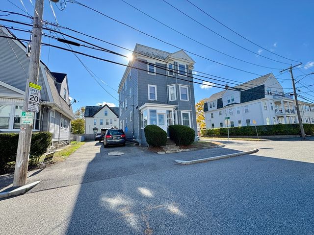 33 Hollis Ave 3, Quincy, MA 02171