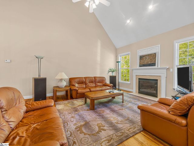 130 Darmondale Drive, Moore, SC 29369