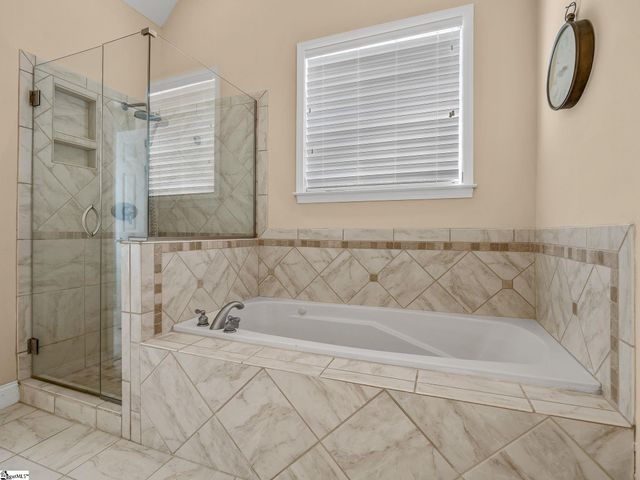 130 Darmondale Drive, Moore, SC 29369
