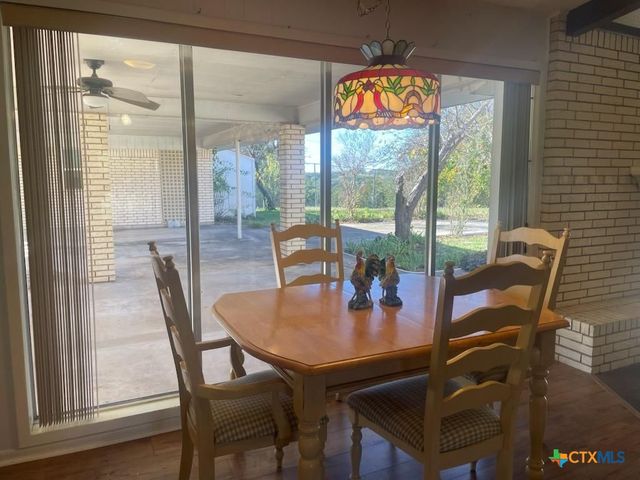 104 Skipcha Trail, Lampasas, TX 76550