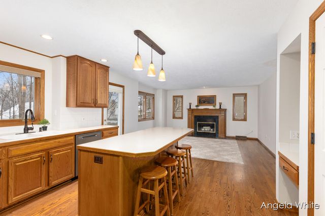 5361 Cottondale Street, Wyoming, MI 49519