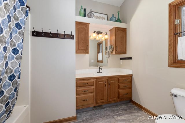 5361 Cottondale Street, Wyoming, MI 49519