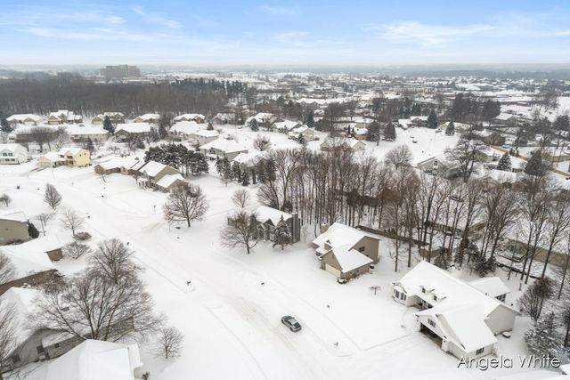 5361 Cottondale Street, Wyoming, MI 49519