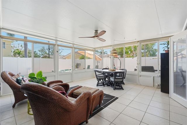 2095 DOLPHIN BOULEVARD S, St Petersburg, FL 33707