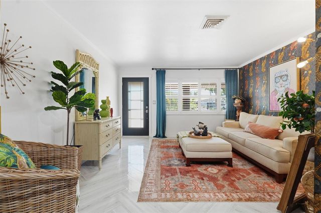 2095 DOLPHIN BOULEVARD S, St Petersburg, FL 33707