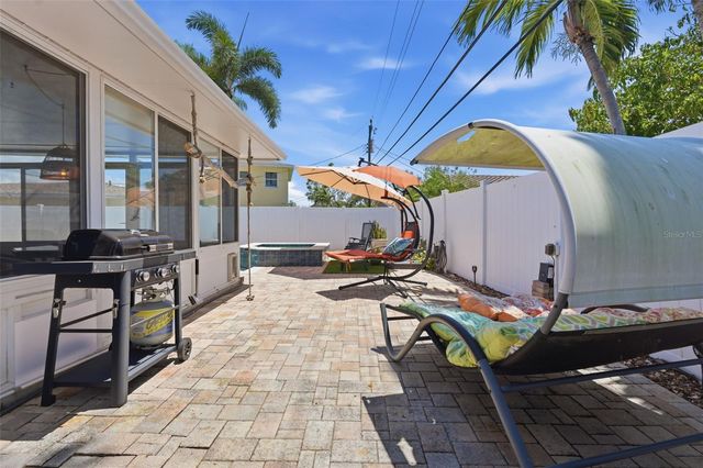 2095 DOLPHIN BOULEVARD S, St Petersburg, FL 33707