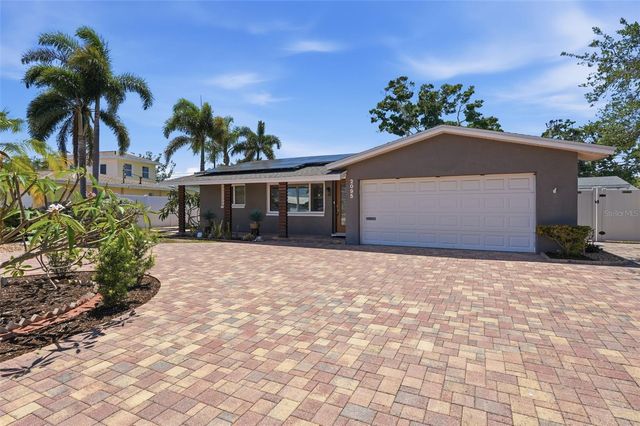 2095 DOLPHIN BOULEVARD S, St Petersburg, FL 33707