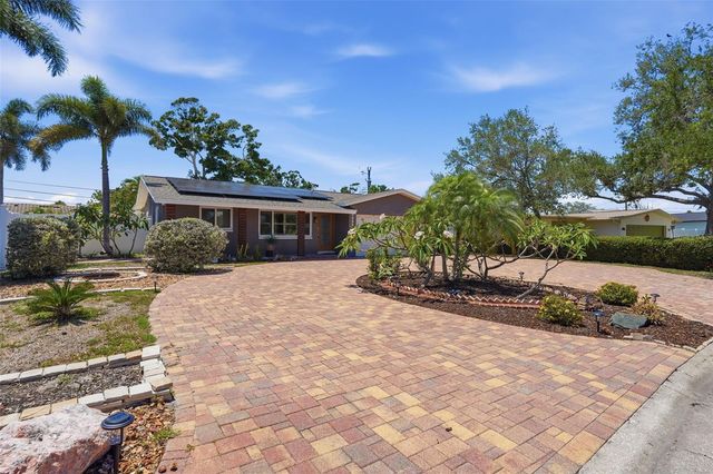 2095 DOLPHIN BOULEVARD S, St Petersburg, FL 33707