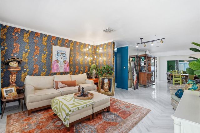 2095 DOLPHIN BOULEVARD S, St Petersburg, FL 33707