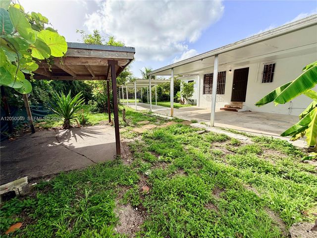 341 Aladdin St, Opa-locka, FL 33054