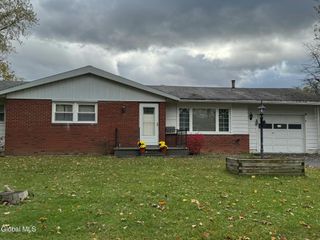 7 James Street, Greenport, NY 12534