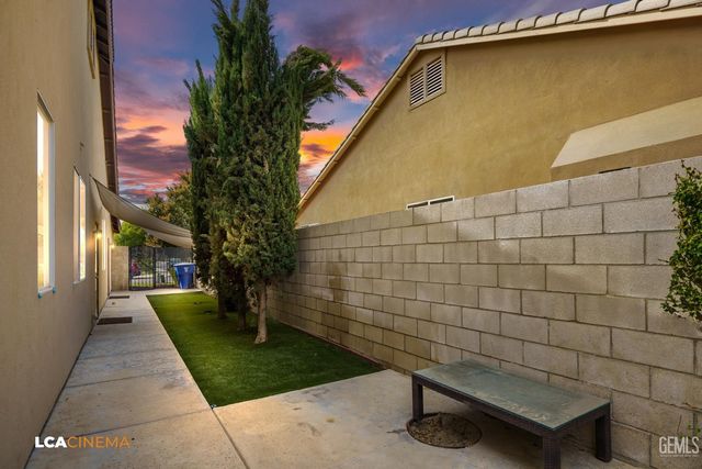 13214 Giro Drive, Bakersfield, CA 93314