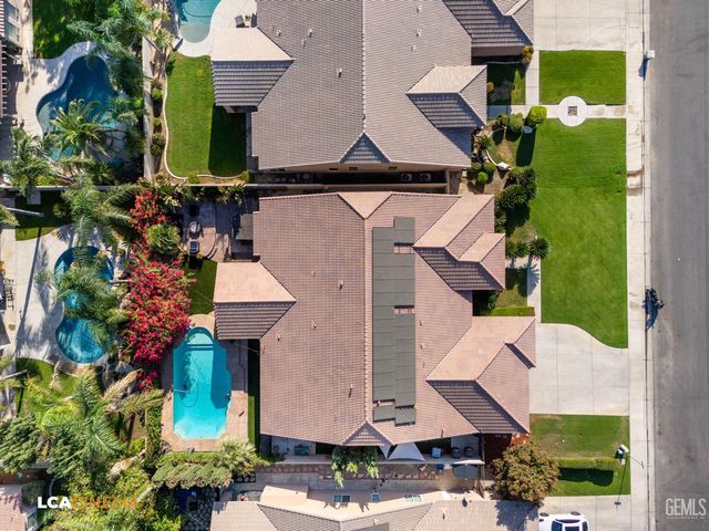 13214 Giro Drive, Bakersfield, CA 93314
