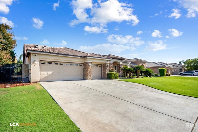13214 Giro Drive, Bakersfield, CA 93314