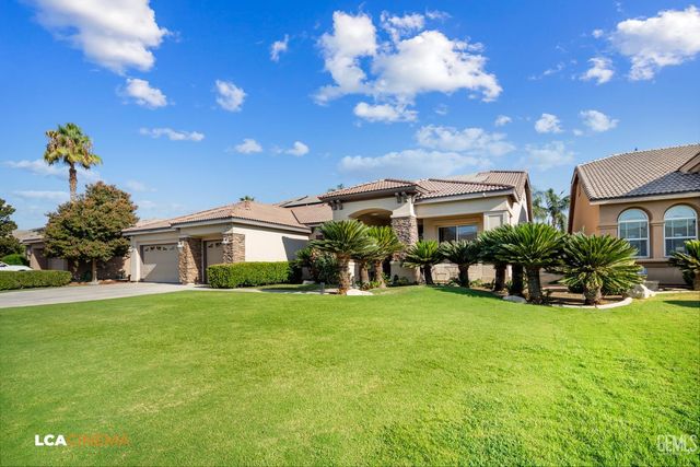 13214 Giro Drive, Bakersfield, CA 93314