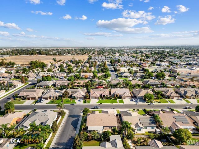 13214 Giro Drive, Bakersfield, CA 93314