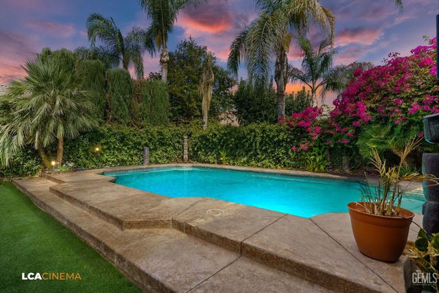 13214 Giro Drive, Bakersfield, CA 93314