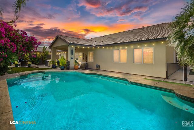 13214 Giro Drive, Bakersfield, CA 93314